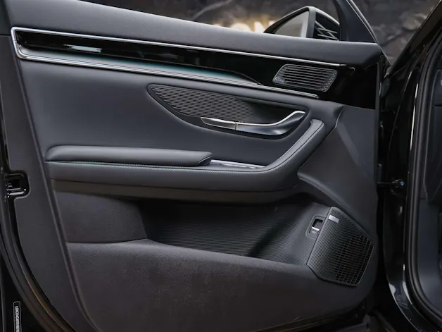 BYD Seal U DM-i Design AWD *SOFORT Verfügbar*Werksgarantie*Lenkradheizung*Sitzbelüftung*360° Kamera*
