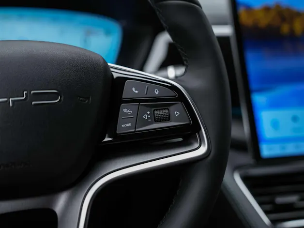 BYD Seal U DM-i Design AWD *SOFORT Verfügbar*Werksgarantie*Lenkradheizung*Sitzbelüftung*360° Kamera*