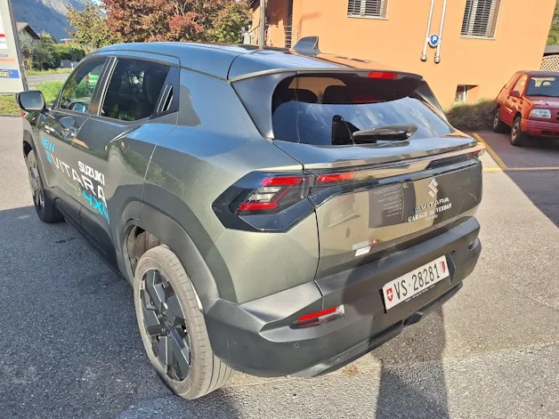 Suzuki E-VITARA GL Top 4X4