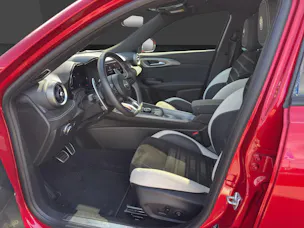 ALFA ROMEO Tonale 1.3 Plug-in-Hybrid Q4 Sport Speciale Launch