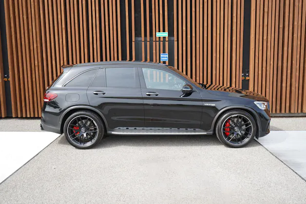 MERCEDES-BENZ GLC 63 S AMG BLACK 4MATIC+ 9G-TRONIC l 510 PS