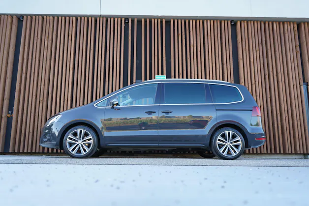 SEAT ALHAMBRA 1.4 TSI FR LINE DSG l 150 PS