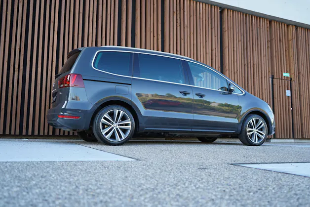 SEAT ALHAMBRA 1.4 TSI FR LINE DSG l 150 PS