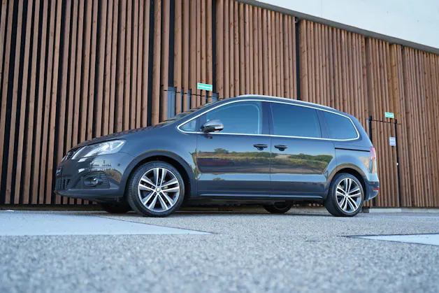 SEAT ALHAMBRA 1.4 TSI FR LINE DSG l 150 PS