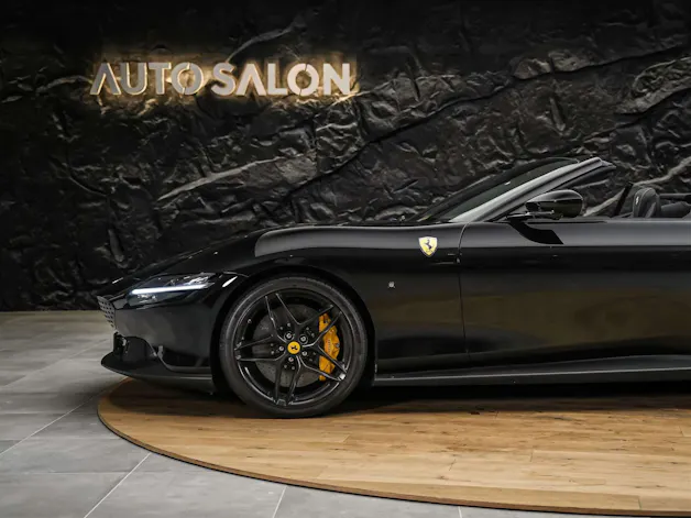 FERRARI Roma Spider 3.9 V8 T *ALL BLACK*Sitzbelüftung*JBL*