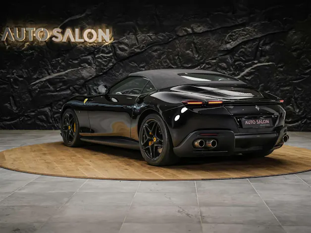 FERRARI Roma Spider 3.9 V8 T *ALL BLACK*Sitzbelüftung*JBL*