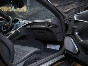FERRARI Roma Spider 3.9 V8 T *ALL BLACK*Sitzbelüftung*JBL*