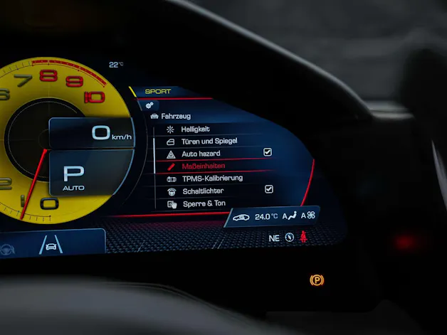 FERRARI Roma Spider 3.9 V8 T *ALL BLACK*Sitzbelüftung*JBL*