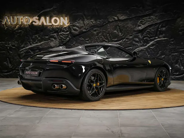 FERRARI Roma Spider 3.9 V8 T *ALL BLACK*Sitzbelüftung*JBL*