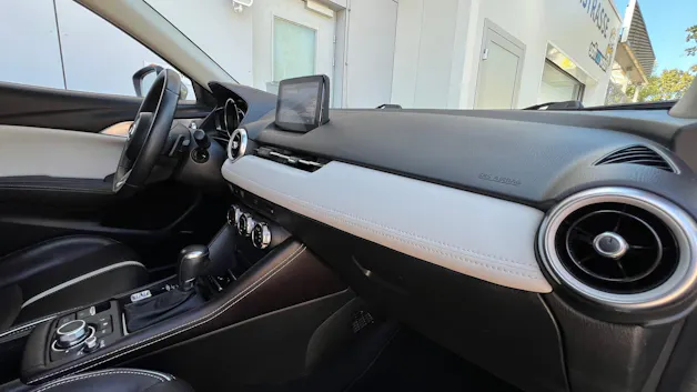 MAZDA CX-3 SKYACTIV-G 121 REVOLUTION FWD AUTOMAT l 121 PS