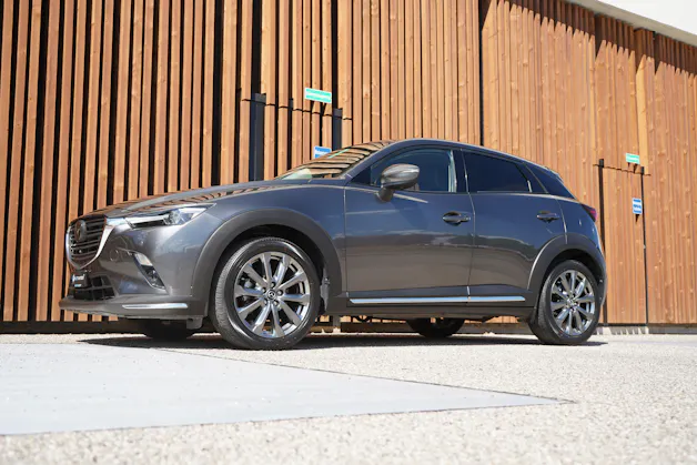 MAZDA CX-3 SKYACTIV-G 121 REVOLUTION FWD AUTOMAT l 121 PS