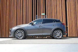 MAZDA CX-3 SKYACTIV-G 121 REVOLUTION FWD AUTOMAT l 121 PS