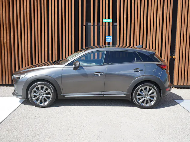 MAZDA CX-3 SKYACTIV-G 121 REVOLUTION FWD AUTOMAT l 121 PS
