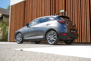 MAZDA CX-3 SKYACTIV-G 121 REVOLUTION FWD AUTOMAT l 121 PS