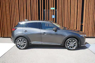 MAZDA CX-3 SKYACTIV-G 121 REVOLUTION FWD AUTOMAT l 121 PS