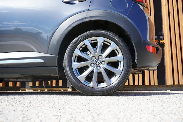 MAZDA CX-3 SKYACTIV-G 121 REVOLUTION FWD AUTOMAT l 121 PS