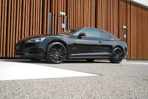 AUDI A5 COUPÉ 2.0 TDI SPORT BLACK S-TRONIC l 190 PS
