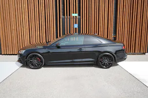 AUDI A5 COUPÉ 2.0 TDI SPORT BLACK S-TRONIC l 190 PS