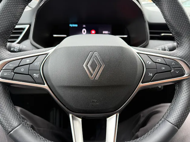 RENAULT Clio 1.0 Techno