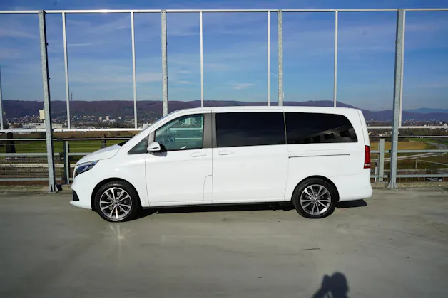 MERCEDES-BENZ V 250 d LANG TREND SPORT 4MATIC 9G-TRONIC l 190 PS