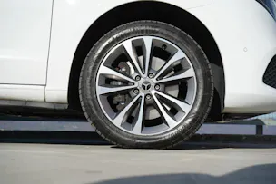 MERCEDES-BENZ V 250 d LANG TREND SPORT 4MATIC 9G-TRONIC l 190 PS