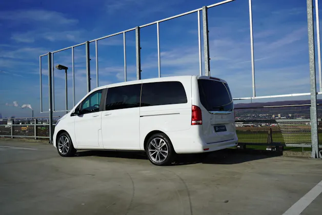 MERCEDES-BENZ V 250 d LANG TREND SPORT 4MATIC 9G-TRONIC l 190 PS
