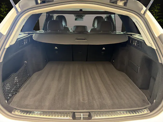 MERCEDES-BENZ C 220 d T 4 M Swiss Star