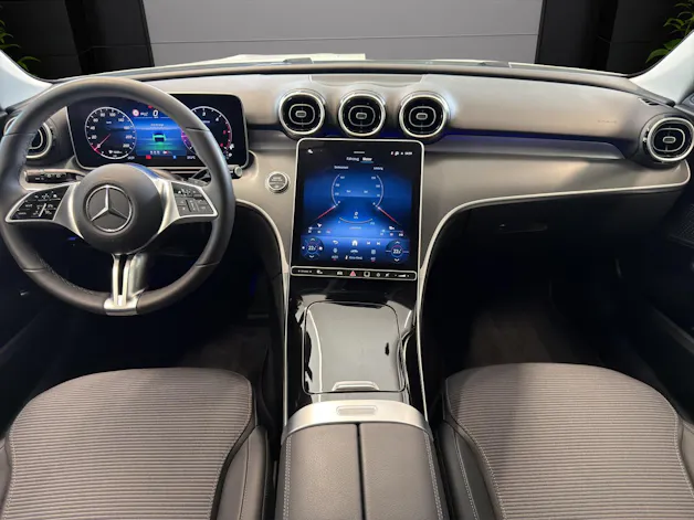 MERCEDES-BENZ C 220 d T 4 M Swiss Star