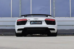 AUDI R8 COUPÉ 5.2 PLUS S-TRONIC CARBON l 611 PS