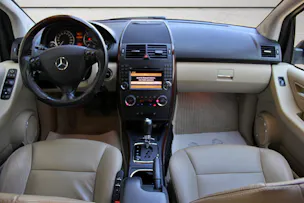 MERCEDES-BENZ A 200 Elégance Autotronic