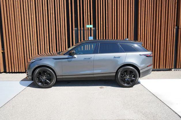 Land Rover RANGE ROVER VELAR R-DYNAMIK P 250 SE AUTOMATIC l 250 PS