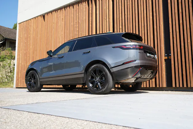Land Rover RANGE ROVER VELAR R-DYNAMIK P 250 SE AUTOMATIC l 250 PS