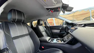 Land Rover RANGE ROVER VELAR R-DYNAMIK P 250 SE AUTOMATIC l 250 PS