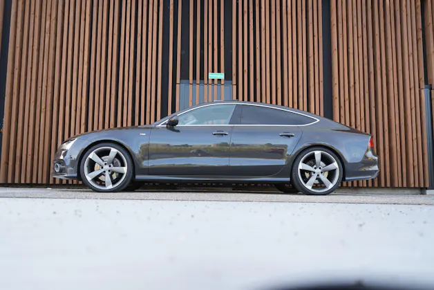 AUDI A7 SPORTBACK 3.0 TFSI QUATTRO S-TRONIC l 300 PS