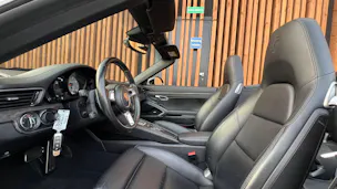 PORSCHE 911 CARRERA 4S BLACK CABRIO PDK l 420 PS