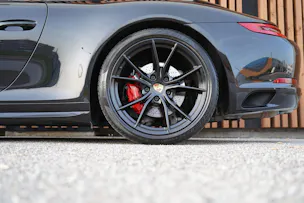 PORSCHE 911 CARRERA 4S BLACK CABRIO PDK l 420 PS