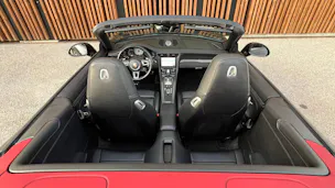 PORSCHE 911 CARRERA 4S BLACK CABRIO PDK l 420 PS