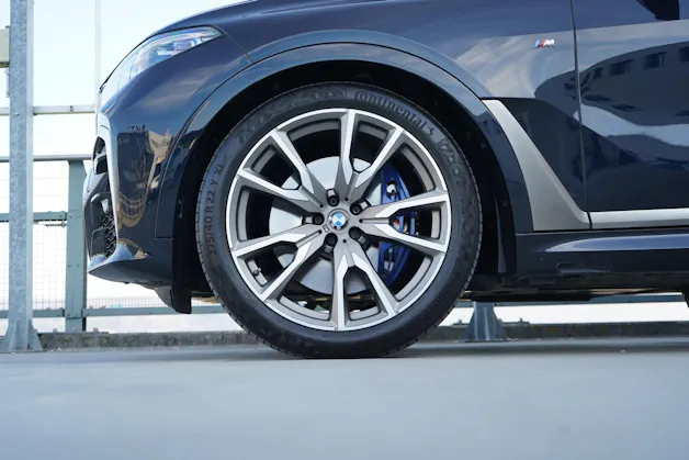 BMW X7 xDRIVE M50d STEPTRONIC M SPORT PLUS l 400 PS