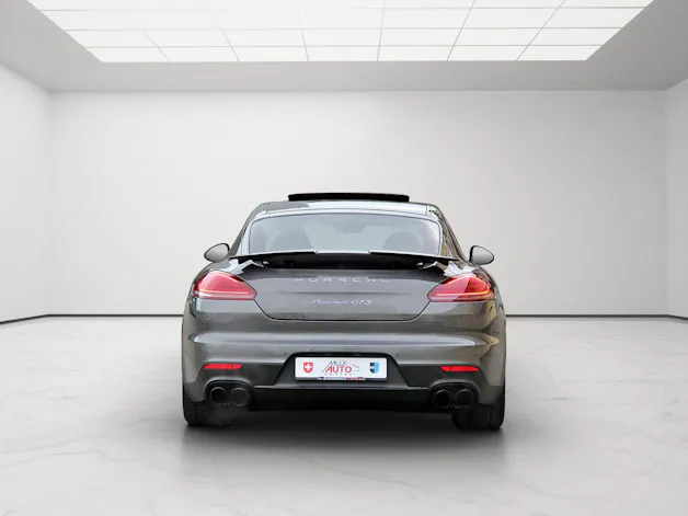 PORSCHE Panamera GTS 4.8 PDK