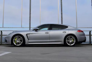PORSCHE PANAMERA S E-HYBRID l 416 PS