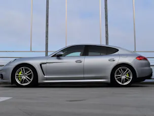 PORSCHE PANAMERA S E-HYBRID l 416 PS