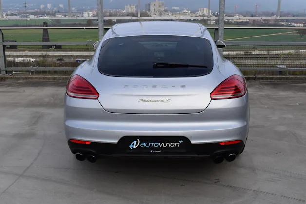 PORSCHE PANAMERA S E-HYBRID l 416 PS