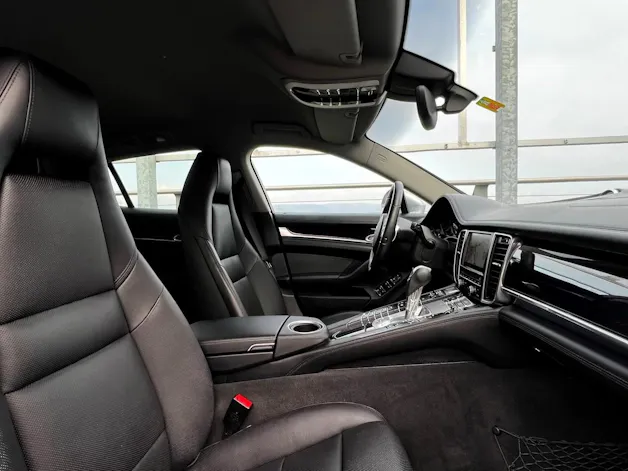PORSCHE PANAMERA S E-HYBRID l 416 PS