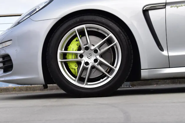 PORSCHE PANAMERA S E-HYBRID l 416 PS