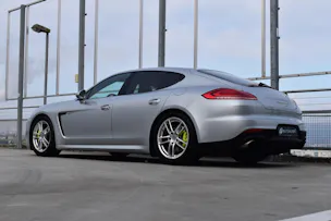 PORSCHE PANAMERA S E-HYBRID l 416 PS