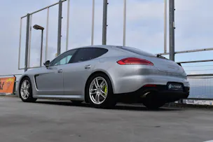 PORSCHE PANAMERA S E-HYBRID l 416 PS