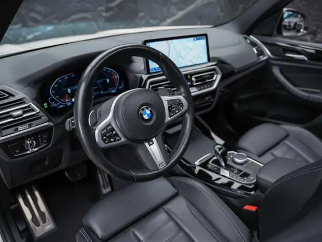 BMW X3 xDrive 20i M Sport *Panorama*BMW Laser*Lenkradheizung*AHK*