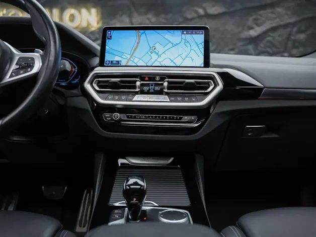 BMW X3 xDrive 20i M Sport *Panorama*BMW Laser*Lenkradheizung*AHK*