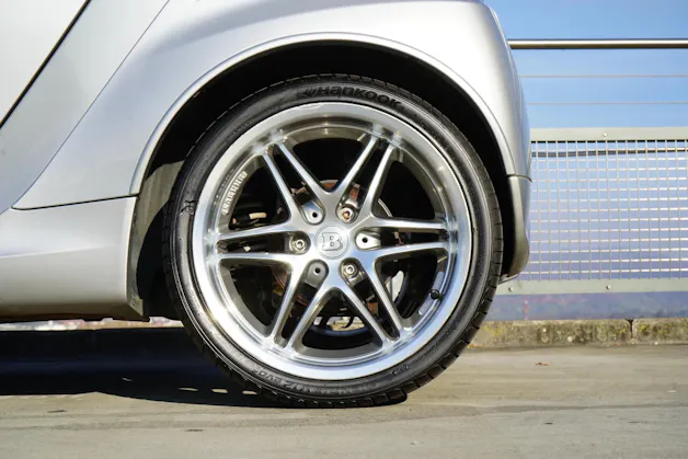 SMART FORTWO BRABUS XCLUSIVE SOFTOUCH l 102 PS