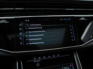 AUDI SQ7 TFSI quattro tiptronic * Facelift*7 Plätzer*Panorama*B&O*AHK
